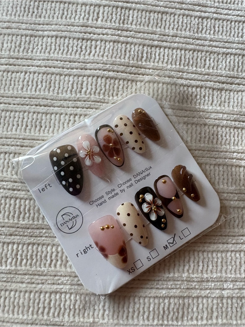 Brown & Pink Floral Press-On Nail Set Size Medium